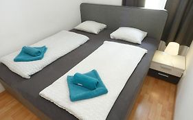 Apartment Arnsteingasse 8